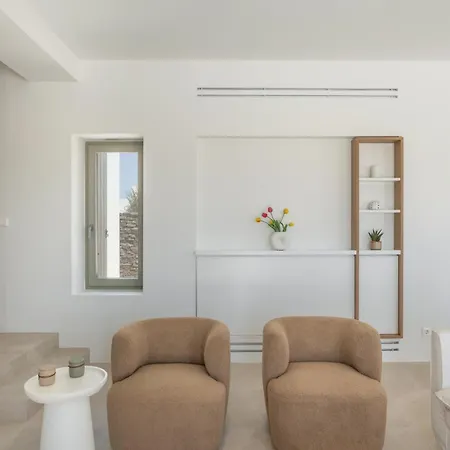 Ioli Infinity Pool * Isterni (Paros)