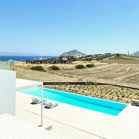 Ioli Infinity Pool * Isterni (Paros)